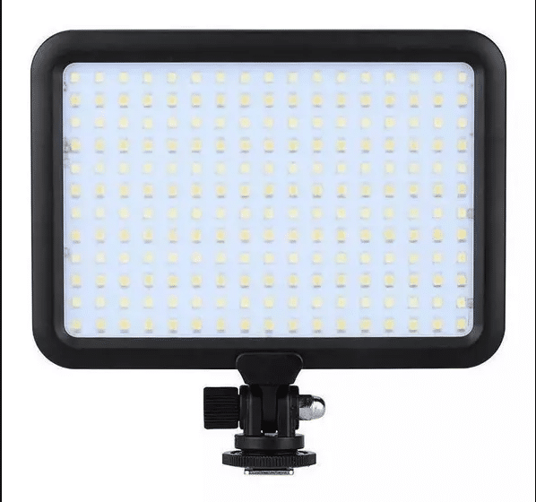 Iluminador De Led Triopo TTV-204 204 Leds + Bateria + Carregador